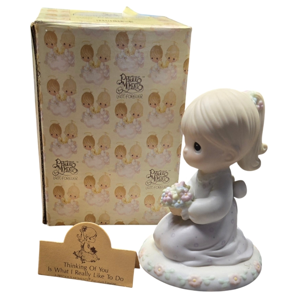 Precious Moments Collectible Figurine - Picture 1 of 8
